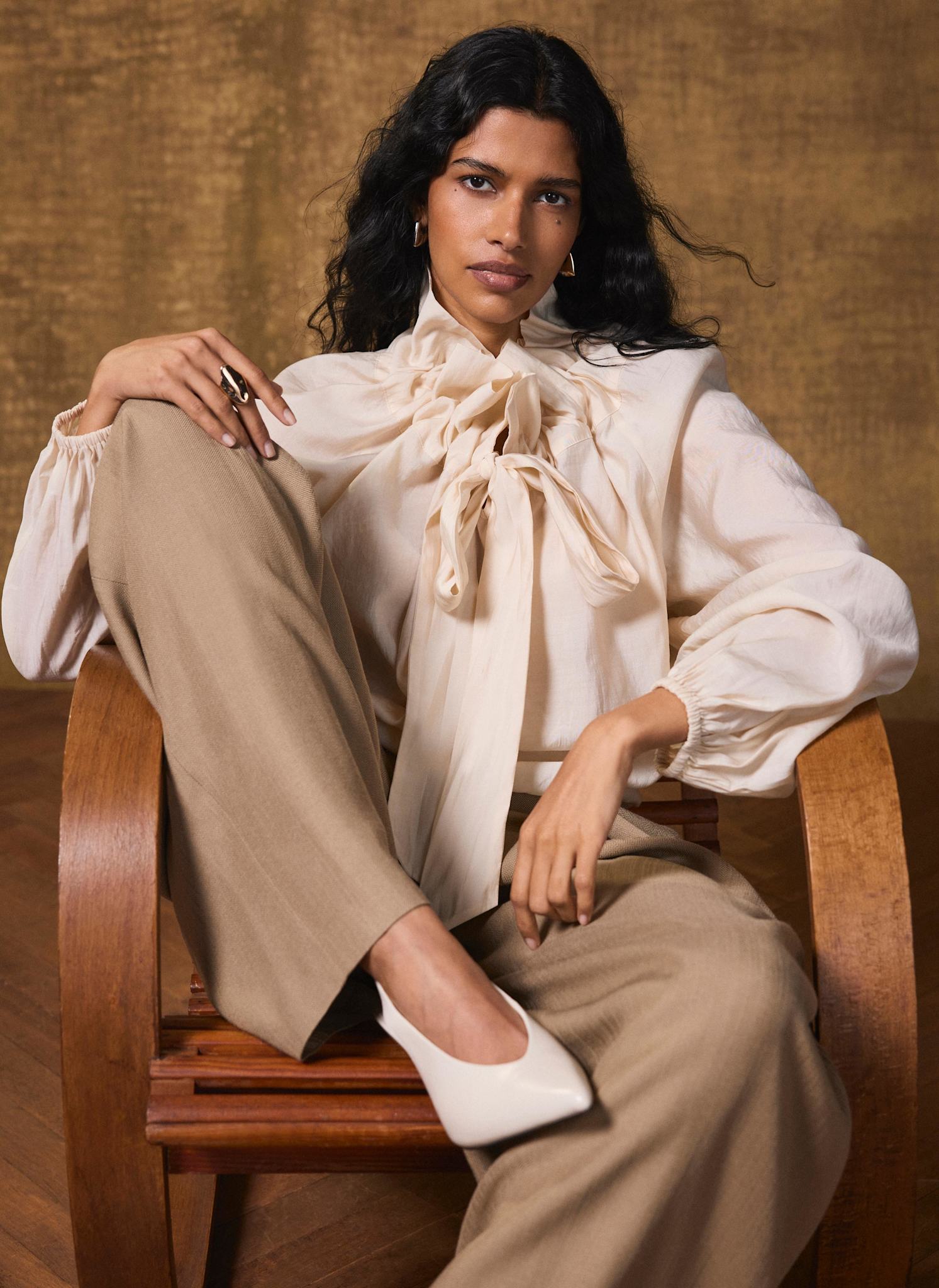Cream Blouson Tie Neck Blouse
