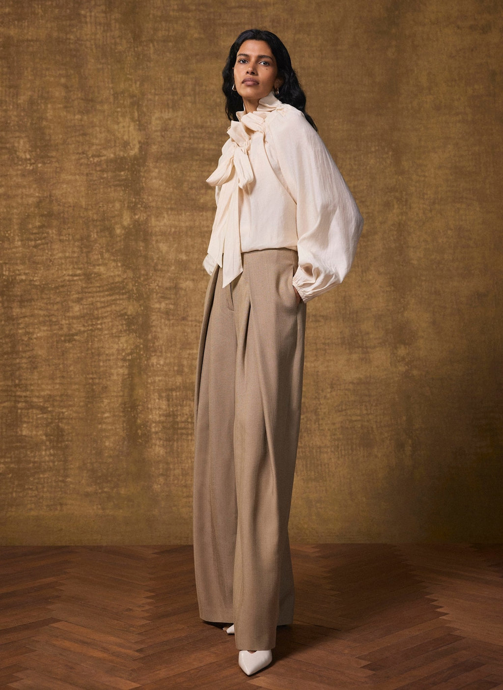 Cream Blouson Tie Neck Blouse